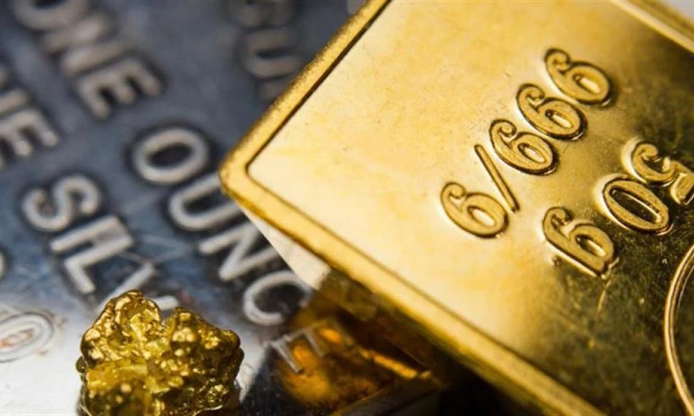 Σε χαμηλό εννέα μηνών έκλεισε ο χρυσός υπό την πίεση του δολαρίου